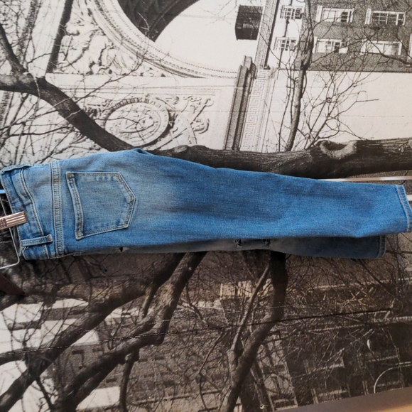 GAP ripped look girl jeans 👖 - Picture 5 of 6